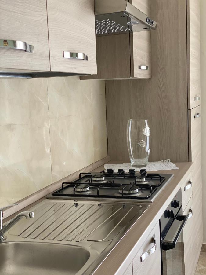 Hotel Falu Napoli Centro Camera Con Cucina E Bagno Privato Exterior foto